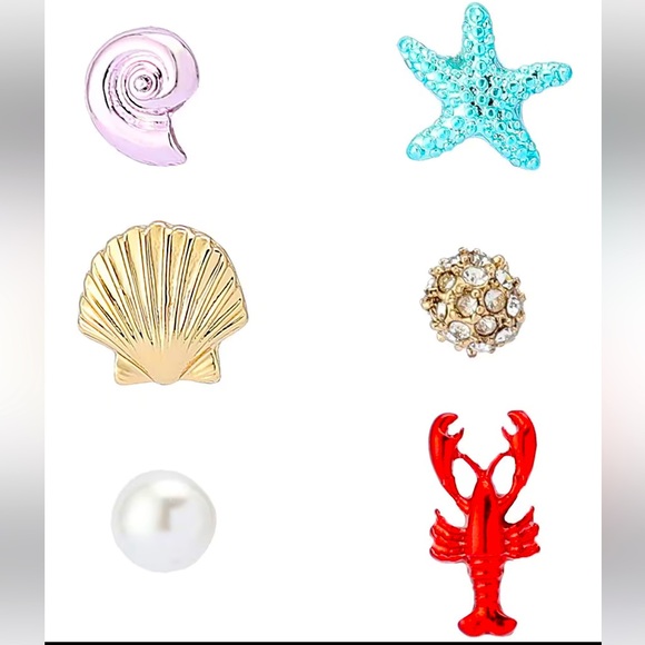 Betsey Johnson Jewelry - Betsey Johnson
Mermaid Jewels Lobster & Seashell Stud Earring Set